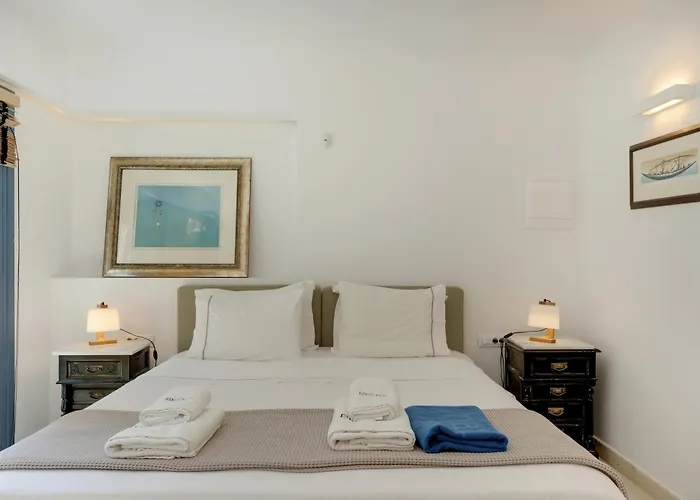 Villa Blueros Luxury *