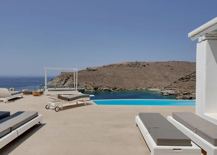 Blueros Luxury Megas Gialos - Nites