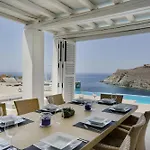 فيلة Blueros Luxury
