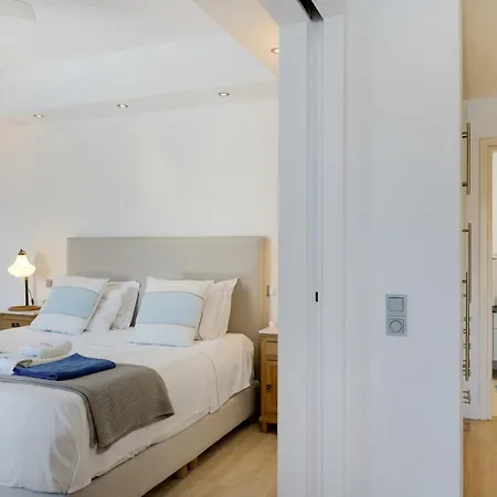 Villa Blueros Luxury *