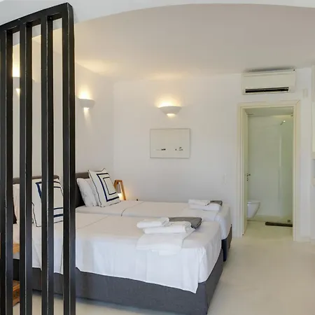 Blueros Luxury Villa