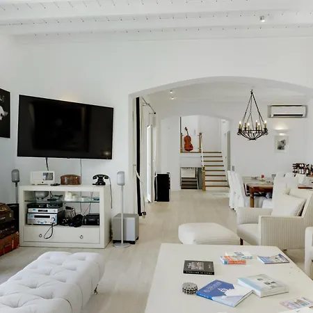 Villa Blueros Luxury *